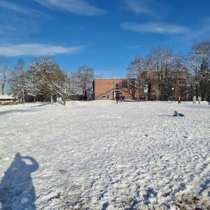 2023-Schulhof bei Schnee 6